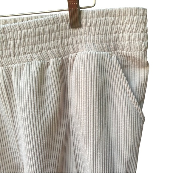 Ultra Flirt PLUS SIZE Corduroy Pull On Athleisure Pants I Size: 3XL - Picture 5 of 9